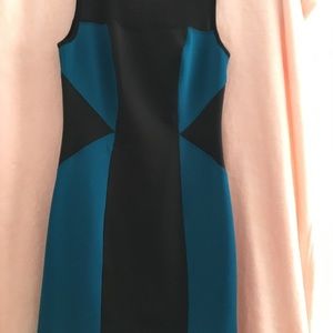 Casual Blue and Black size 4p casua